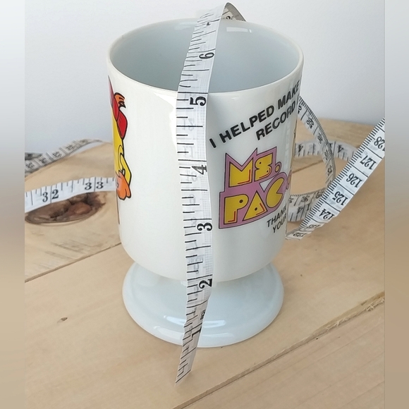 RARE Ms Pac Man Pedestal Mug Signed by Bally Midway President - Picture 7 of 8